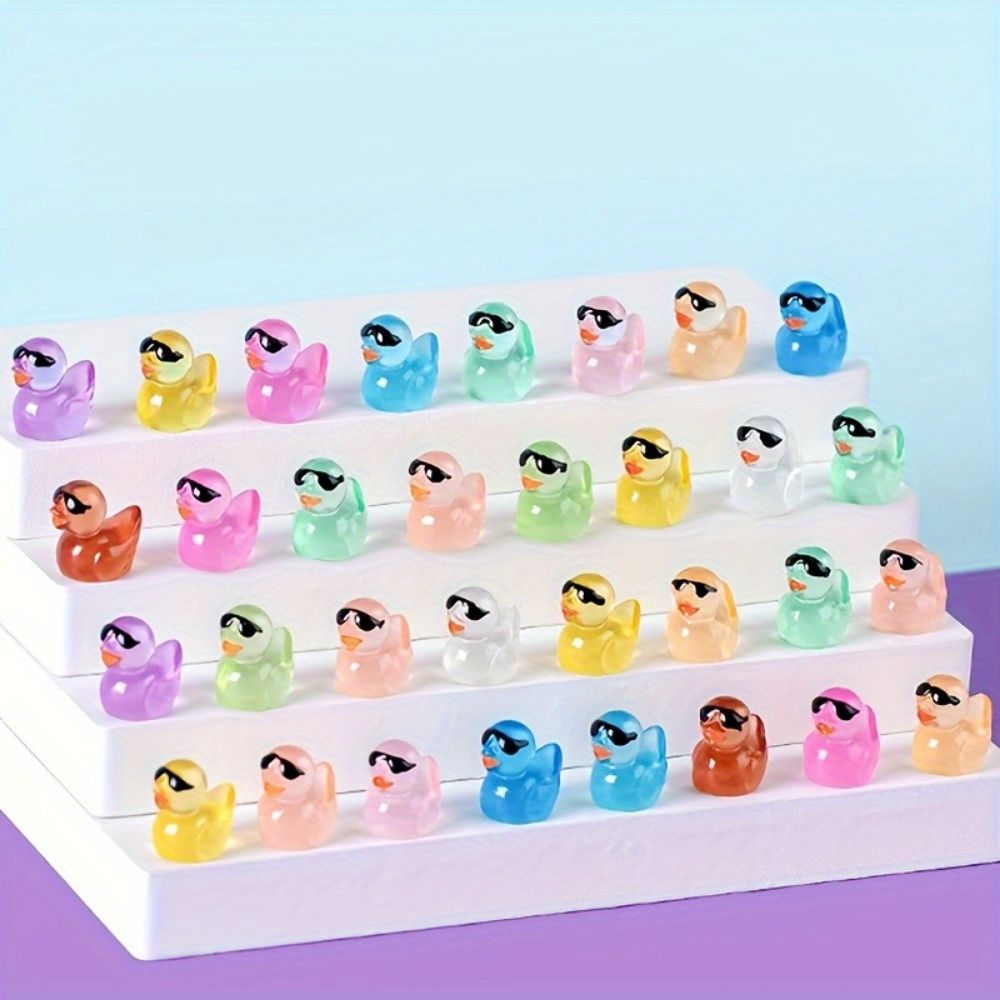 24‑Pack Luminous Duck Figurines – Mini Resin Ducks with Sunglasses for Fairy Gardens, DIY Crafts & Micro Landscapes