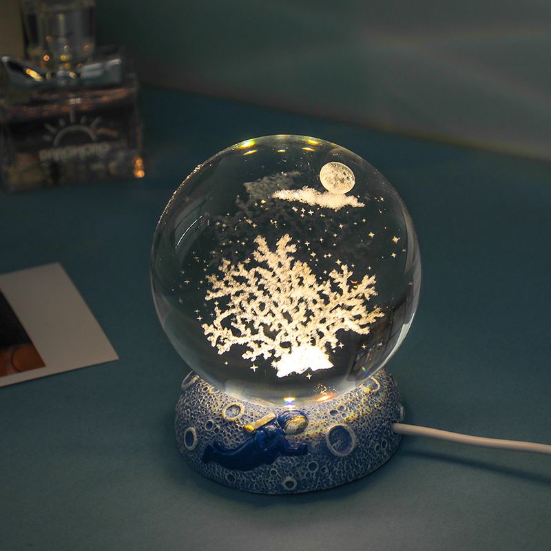 Ocean Series Crystal Ball Night Light – Glowing Desktop Ornament with Sea Creature Scenes