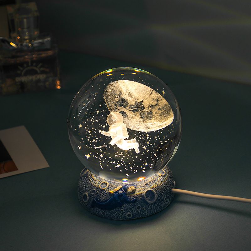 Ocean Series Crystal Ball Night Light – Glowing Desktop Ornament with Sea Creature Scenes